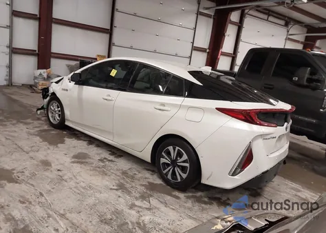 2018 Toyota Prius Prime Advanced из США, поврежденный, VIN JTDKARFP2J3075233